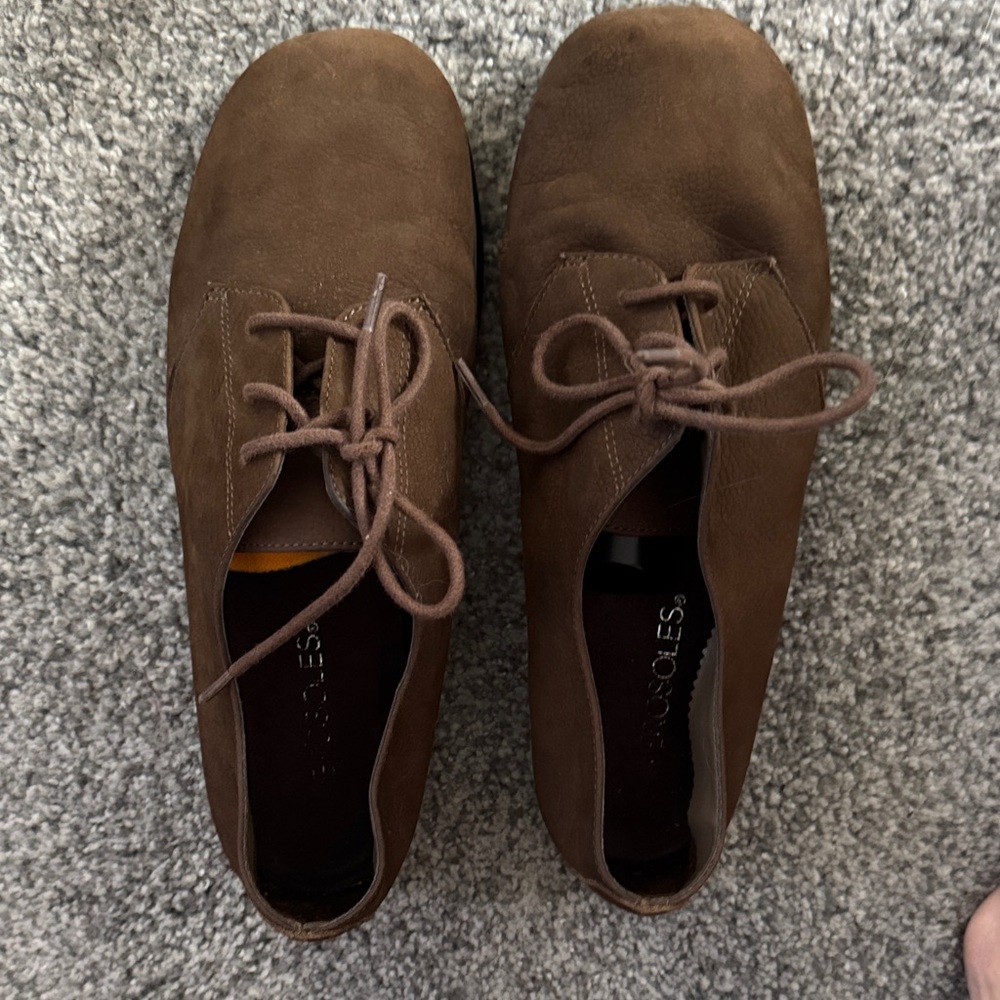 AEROSOLES Women's Brown Suede Loafers